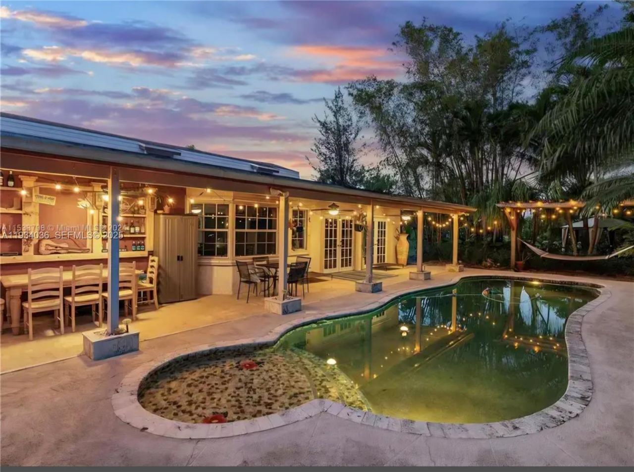 19810 SW 200th St , Miami, FL 33187 Photo