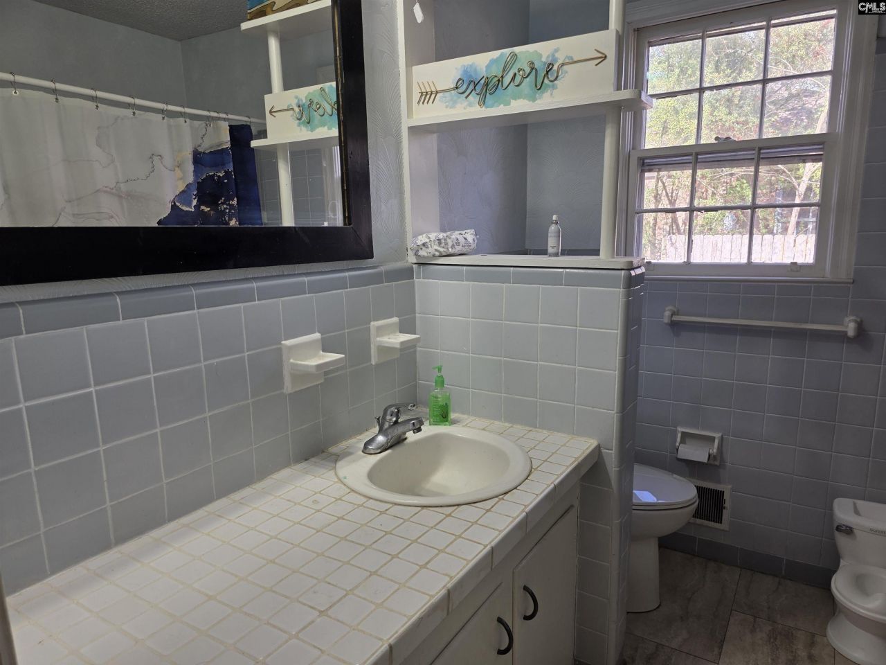 1326 Cedar Terrace Photo 21