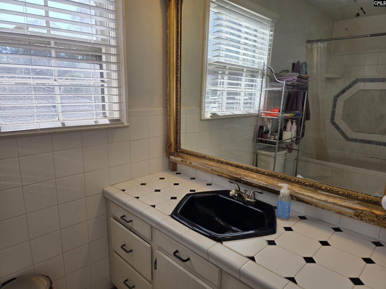 1326 Cedar Terrace Photo 22