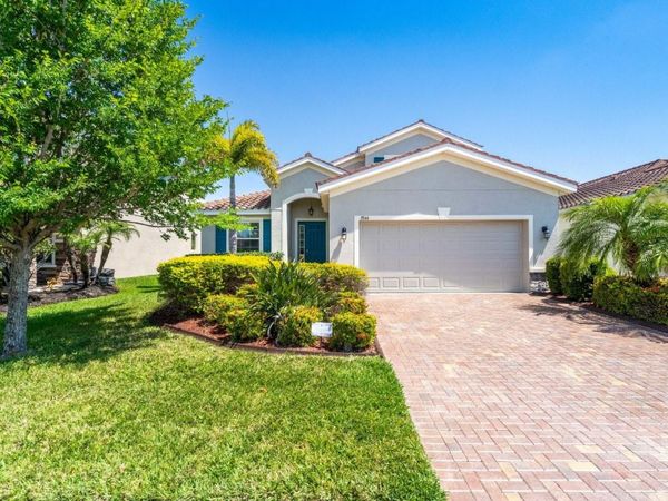 2844 ESMERALDA DRIVE, SARASOTA, FL 34243