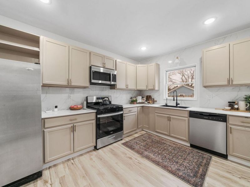 735 Reinhard Avenue, Columbus, OH 43206 Photo 14