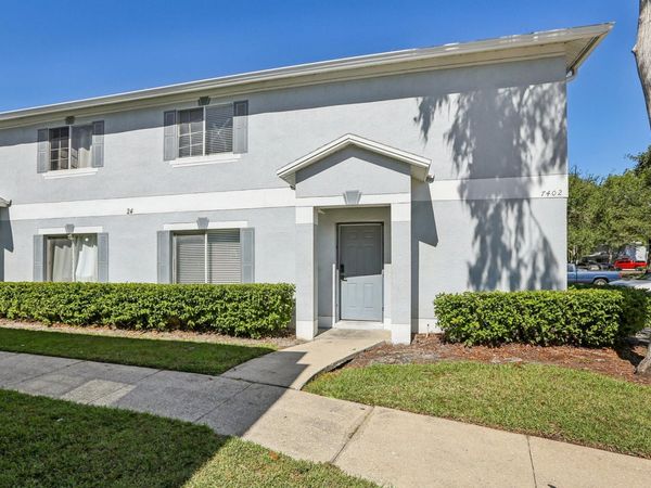 7402 Banks Drive, Unit 7402, Tampa, FL 33617