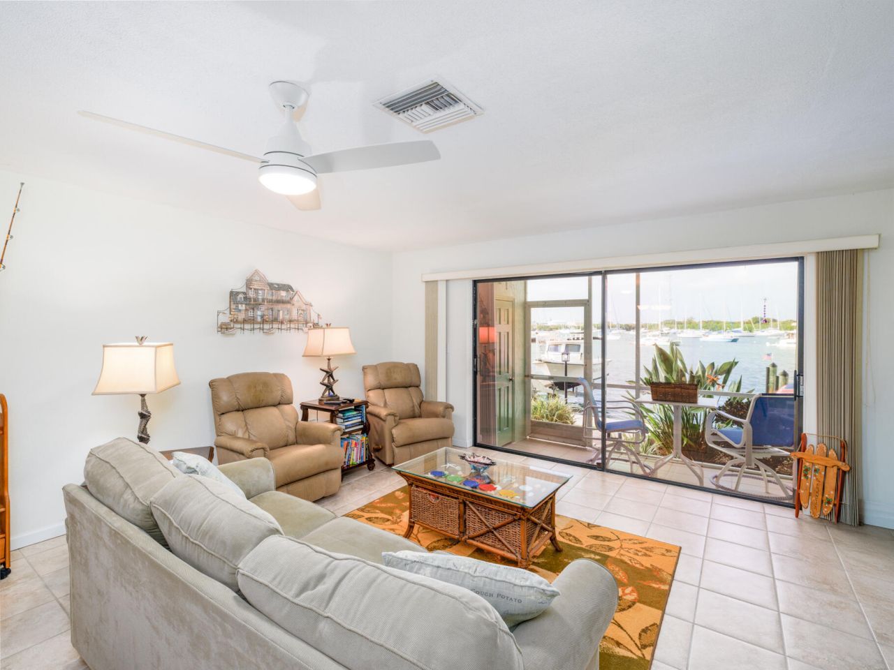 307 Sombrero Boulevard, Unit 2, Marathon, FL 33050 Photo
