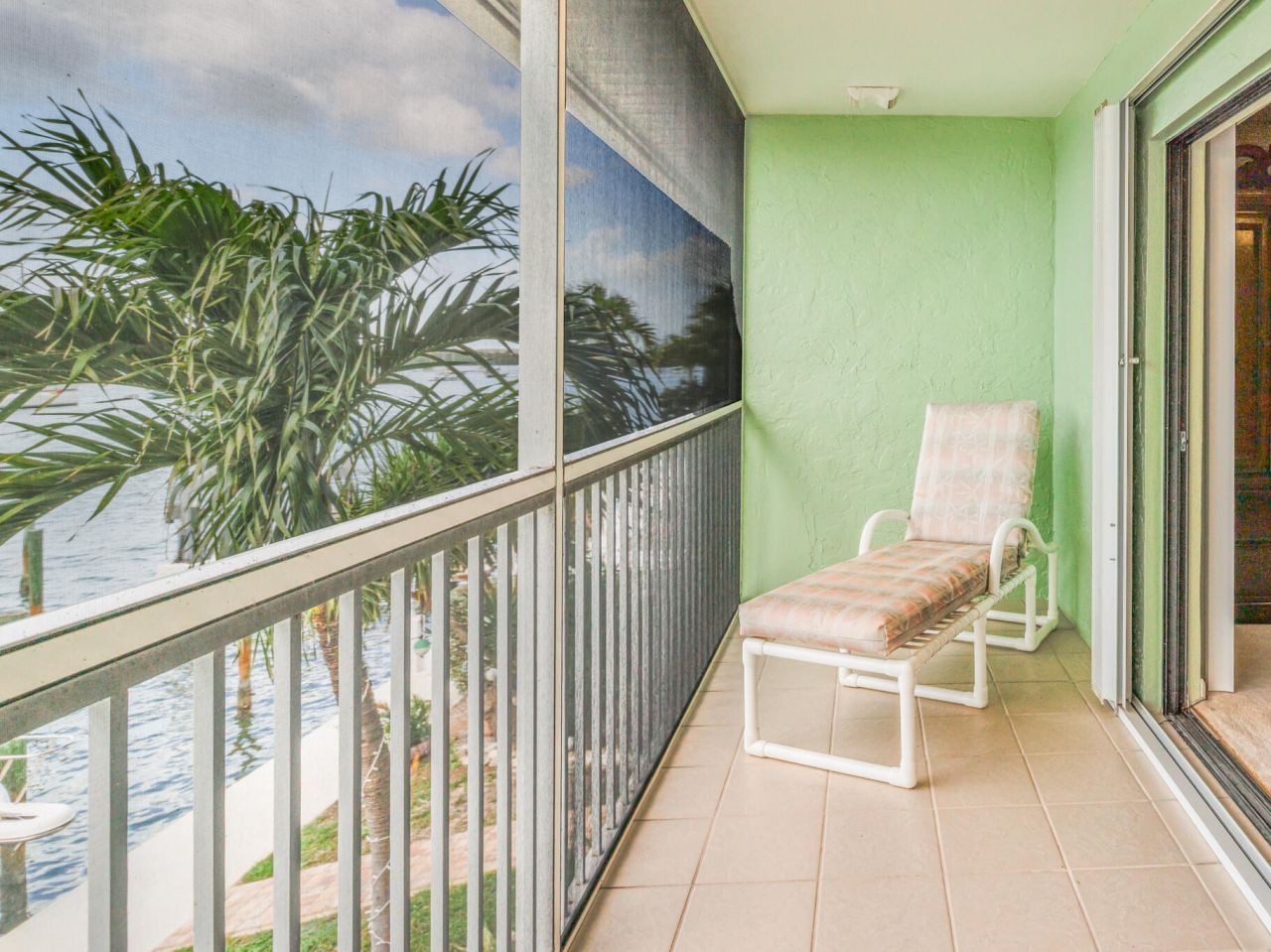 307 Sombrero Boulevard, Unit 2, Marathon, FL 33050 Photo