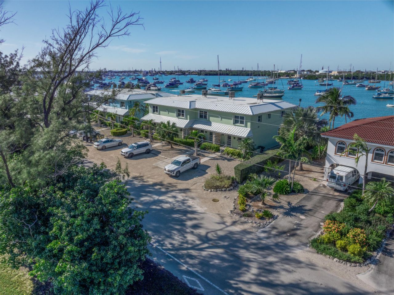307 Sombrero Boulevard, Unit 2, Marathon, FL 33050 Photo