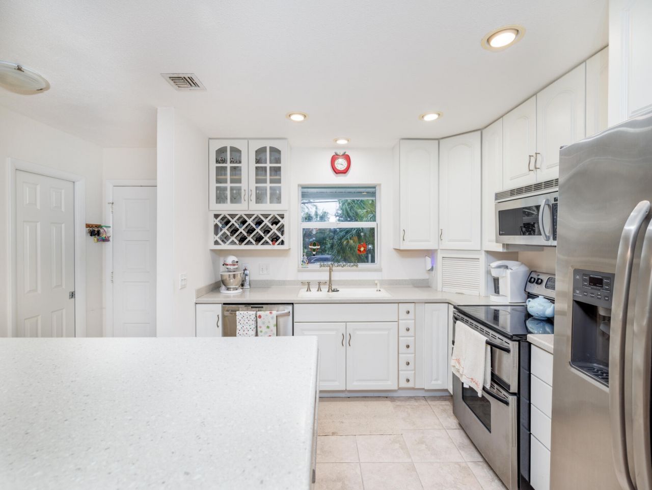 307 Sombrero Boulevard, Unit 2, Marathon, FL 33050 Photo