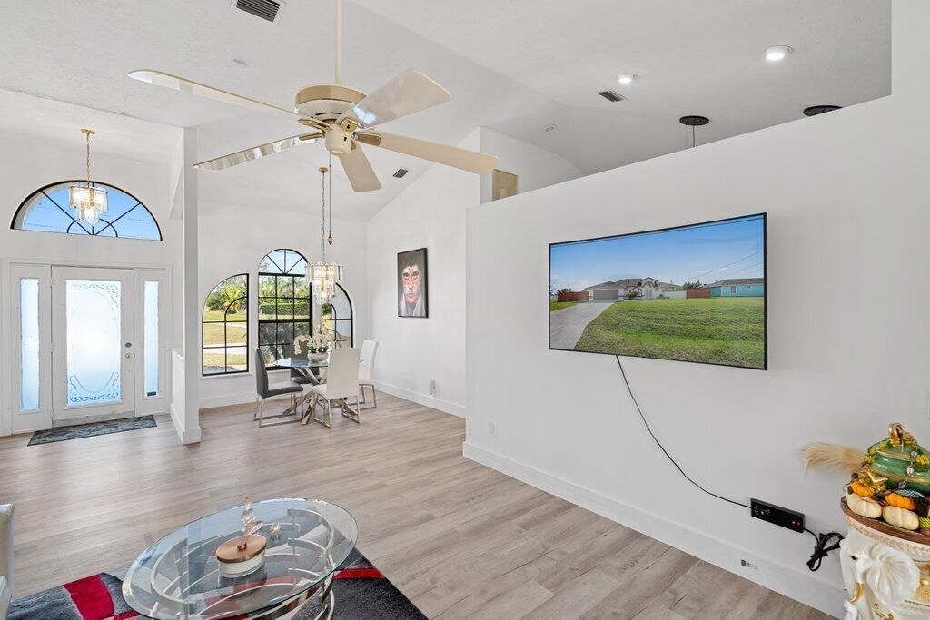 434 SW Jeanne Avenue, Port Saint Lucie, FL 34953 Photo