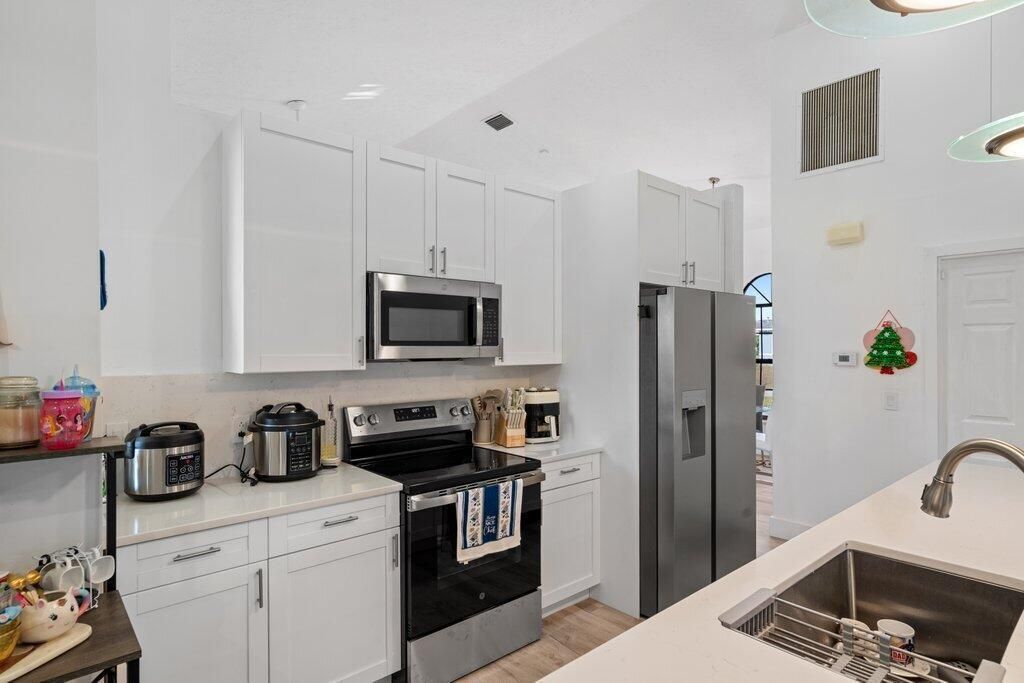 434 SW Jeanne Avenue, Port Saint Lucie, FL 34953 Photo