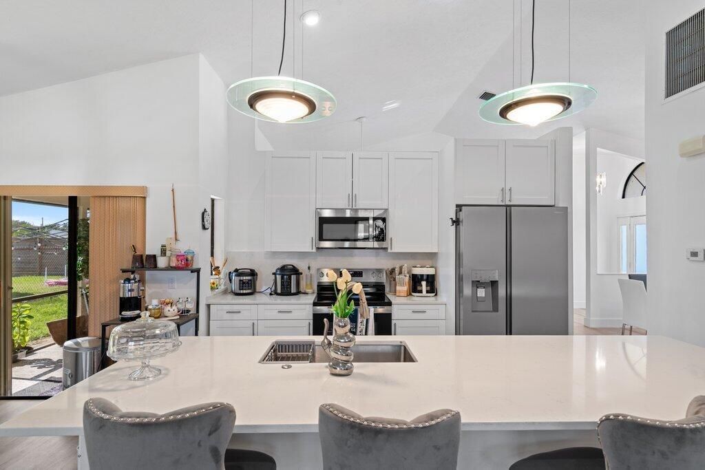 434 SW Jeanne Avenue, Port Saint Lucie, FL 34953 Photo