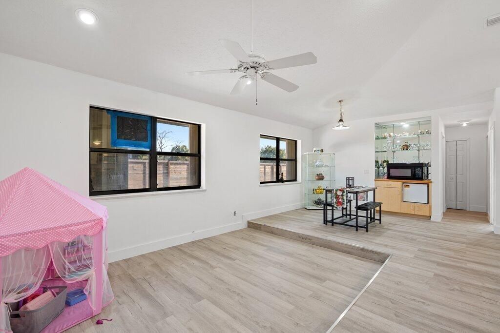 434 SW Jeanne Avenue, Port Saint Lucie, FL 34953 Photo