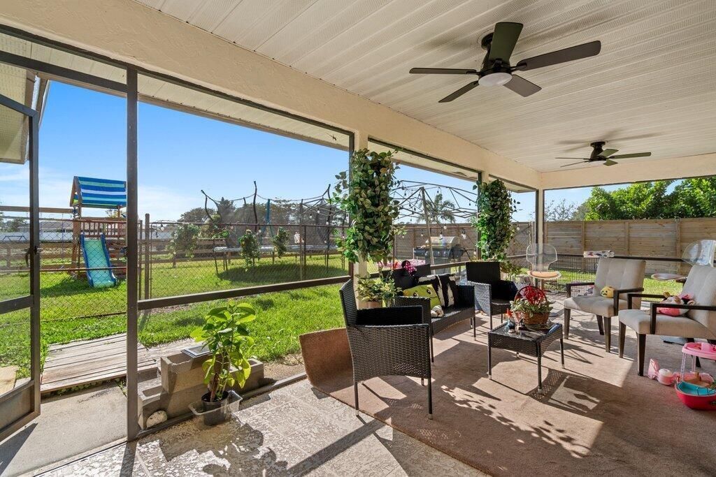 434 SW Jeanne Avenue, Port Saint Lucie, FL 34953 Photo