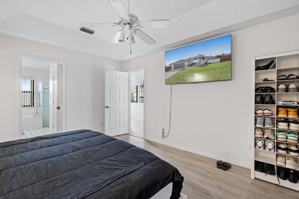 434 SW Jeanne Avenue, Port Saint Lucie, FL 34953 Photo