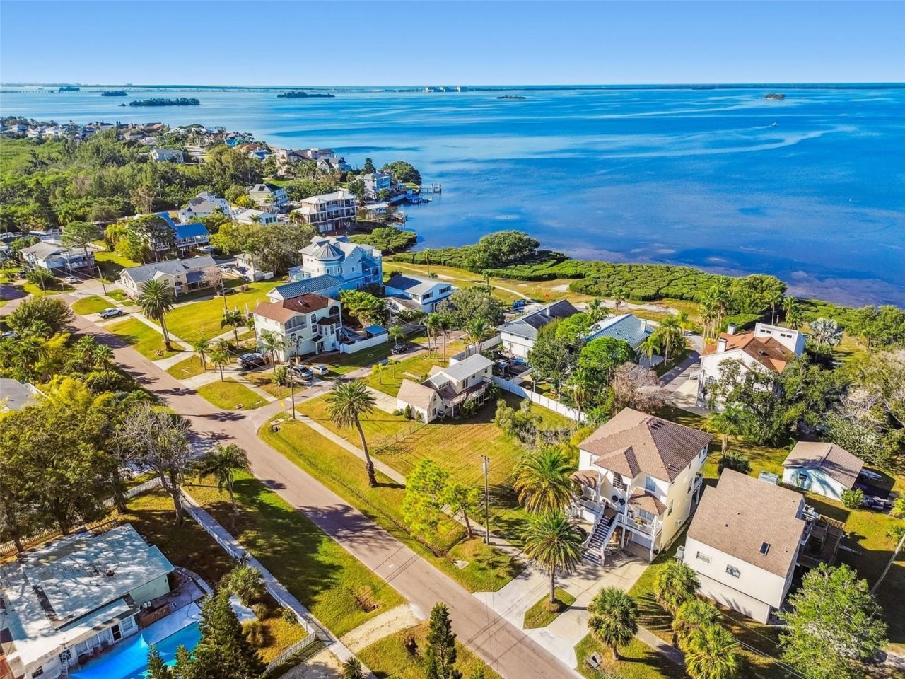 600 Tennessee Avenue, Crystal Beach, FL 34681 Photo