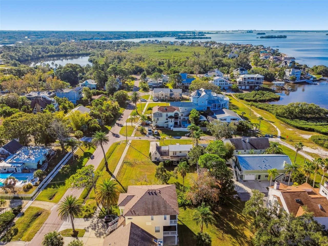 600 Tennessee Avenue, Crystal Beach, FL 34681 Photo