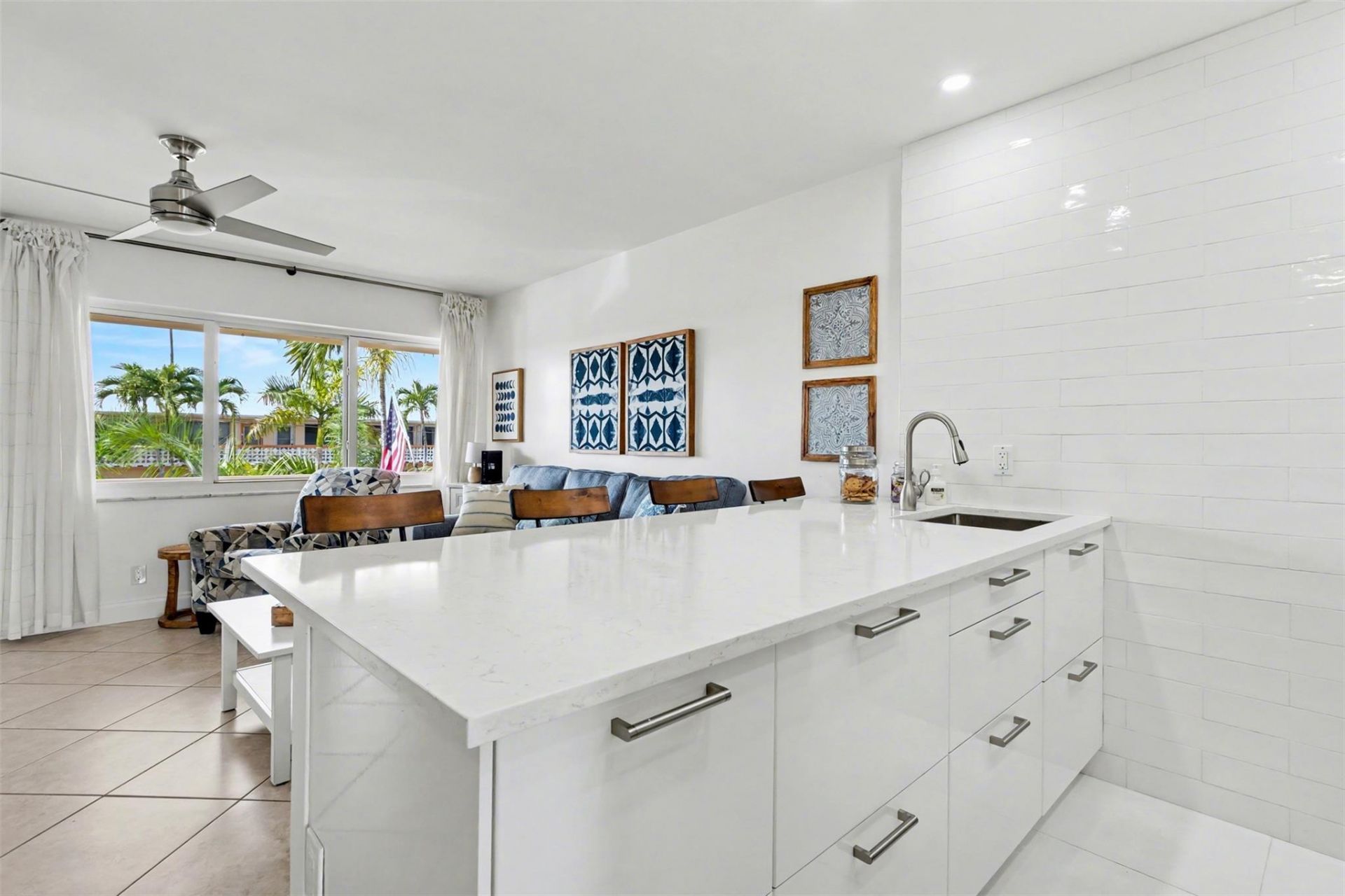 901 SW 11th Avenue, Unit 16H, Hallandale Beach, FL 33009 Photo