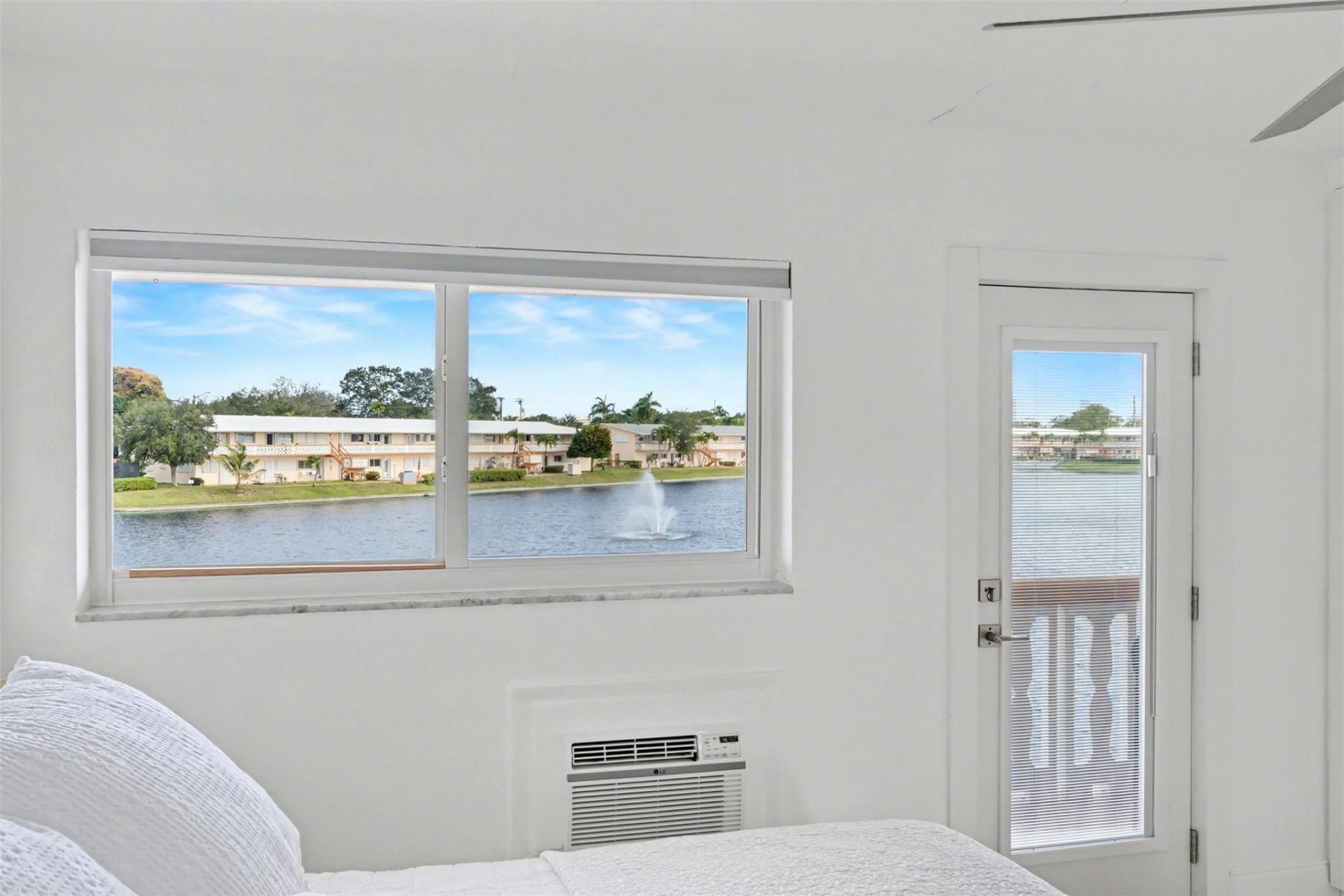 901 SW 11th Avenue, Unit 16H, Hallandale Beach, FL 33009 Photo