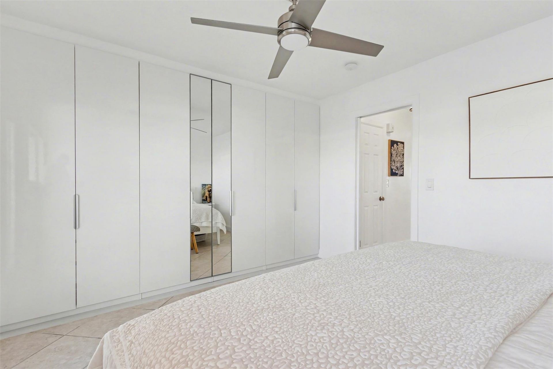 901 SW 11th Avenue, Unit 16H, Hallandale Beach, FL 33009 Photo