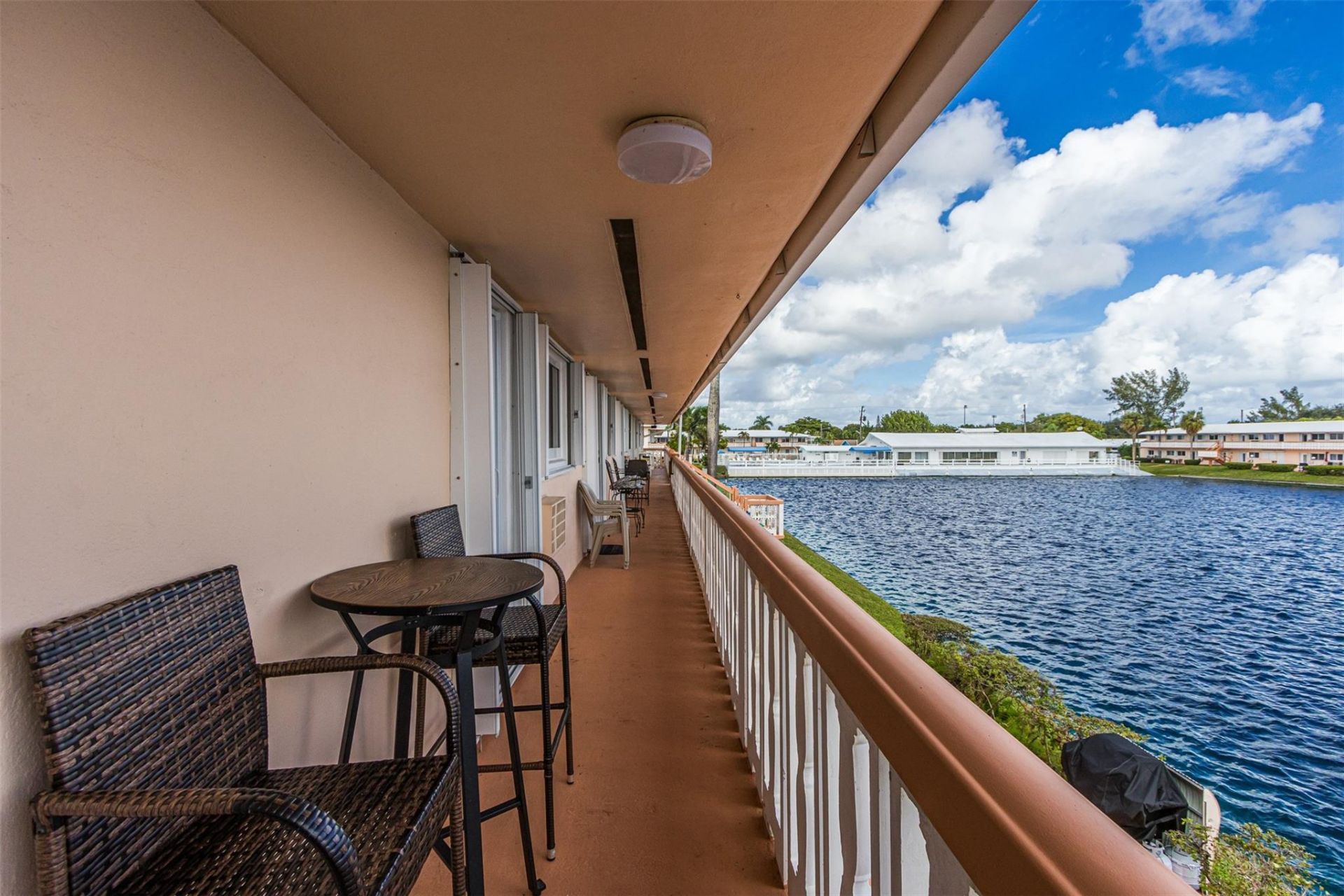 901 SW 11th Avenue, Unit 16H, Hallandale Beach, FL 33009 Photo