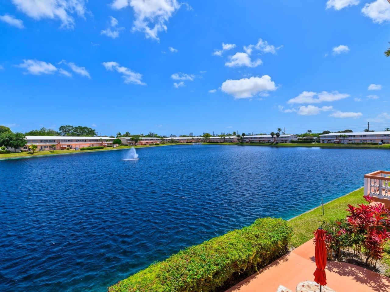 901 SW 11th Avenue, Unit 16H, Hallandale Beach, FL 33009 Photo