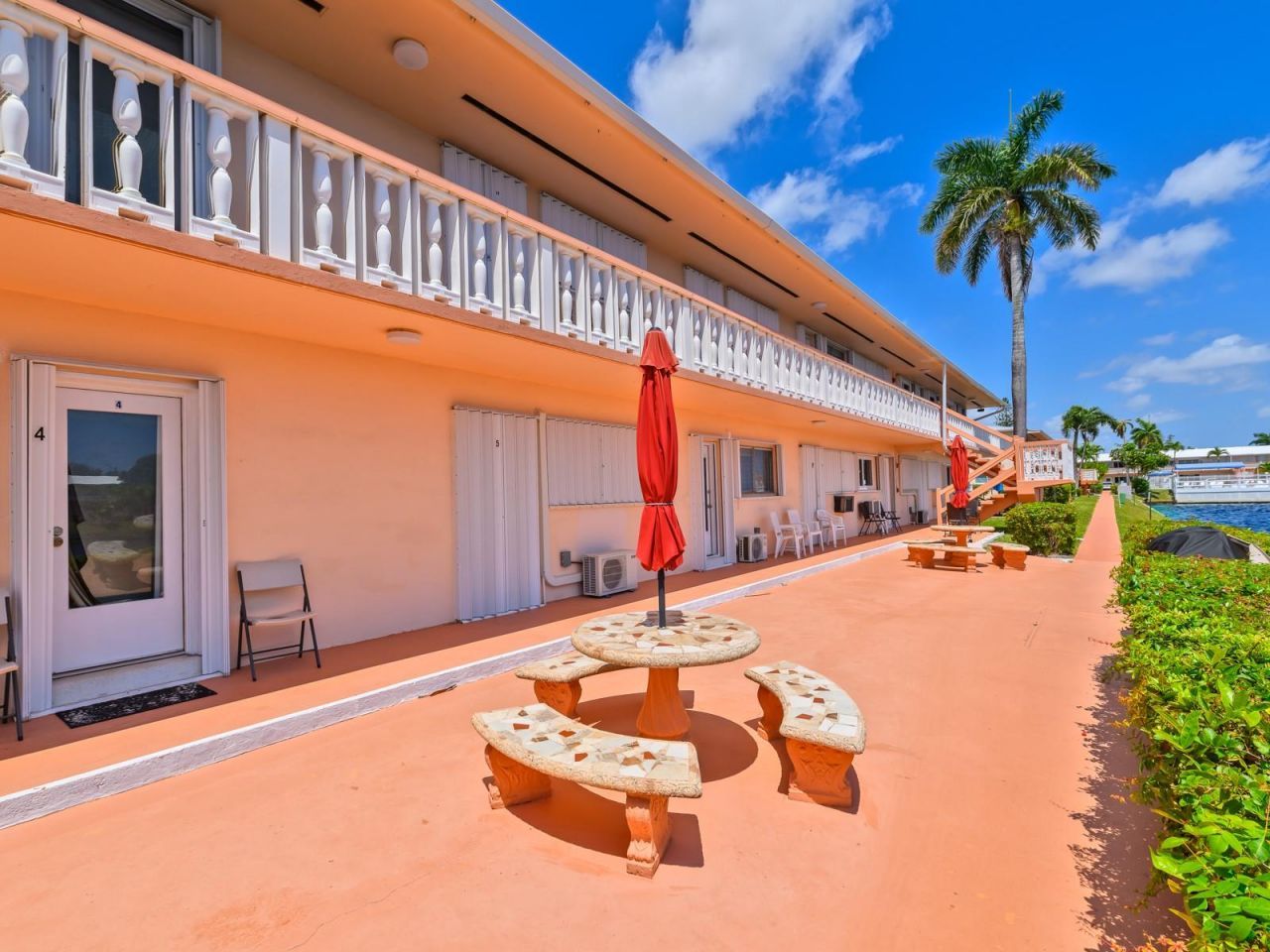 901 SW 11th Avenue, Unit 16H, Hallandale Beach, FL 33009 Photo