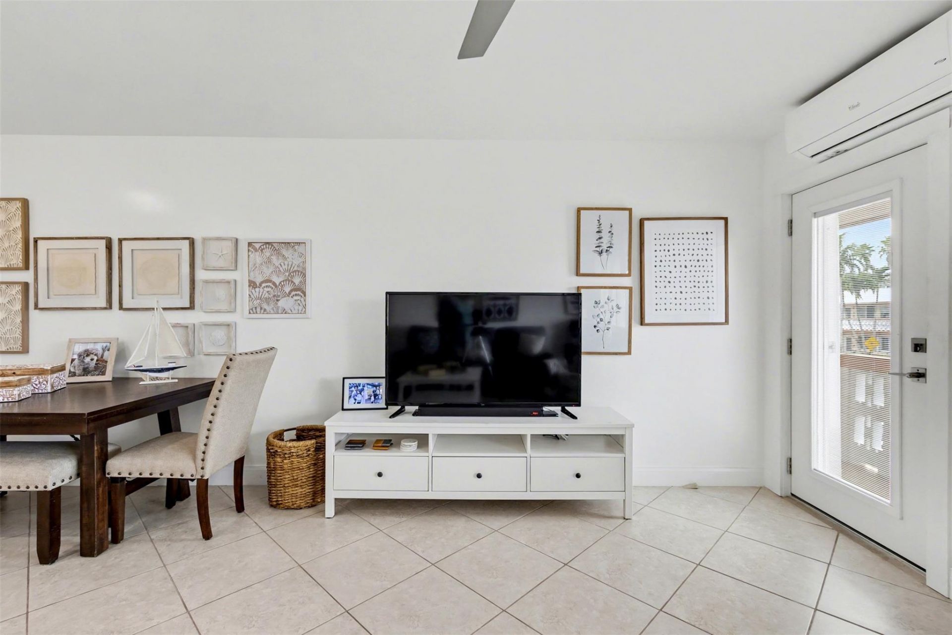 901 SW 11th Avenue, Unit 16H, Hallandale Beach, FL 33009 Photo