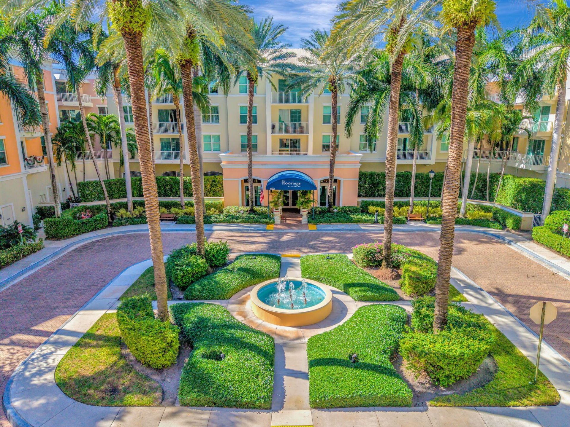 802 W Windward Way, Unit 303, Lantana, FL 33462 Photo