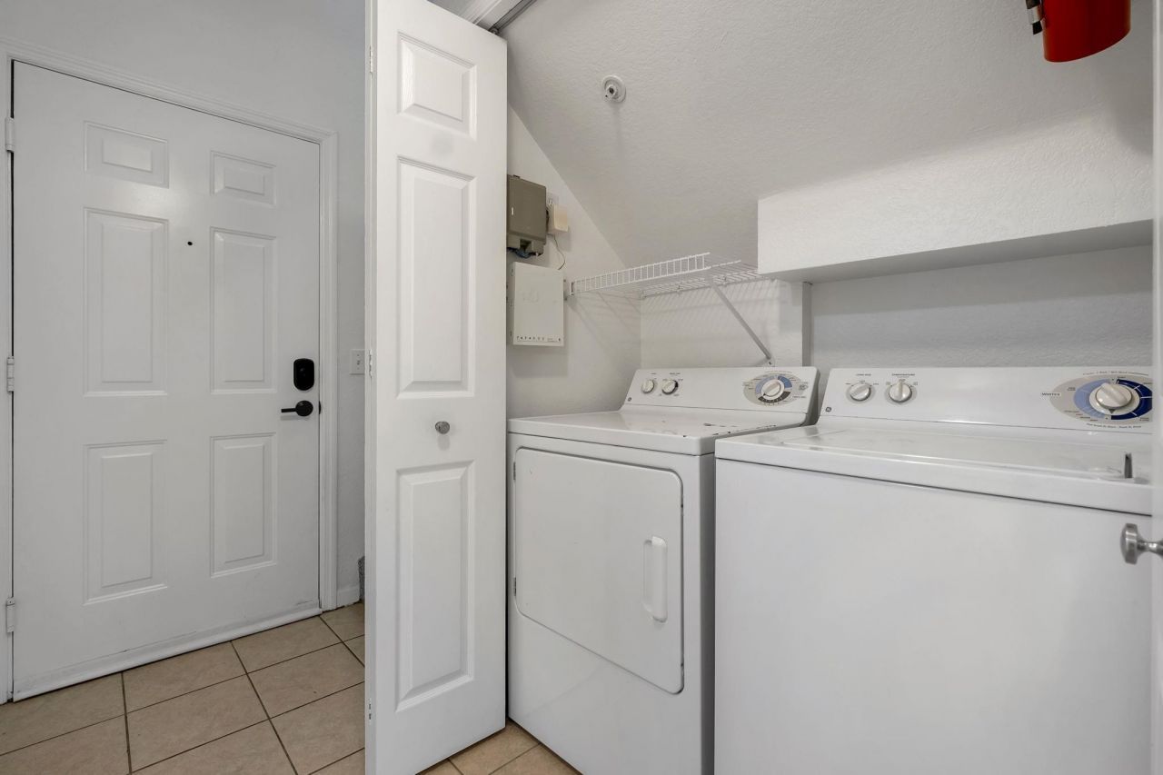 2801 Chancellorsville Drive, Unit 333 & 3B, Tallahassee, FL 32312 Photo