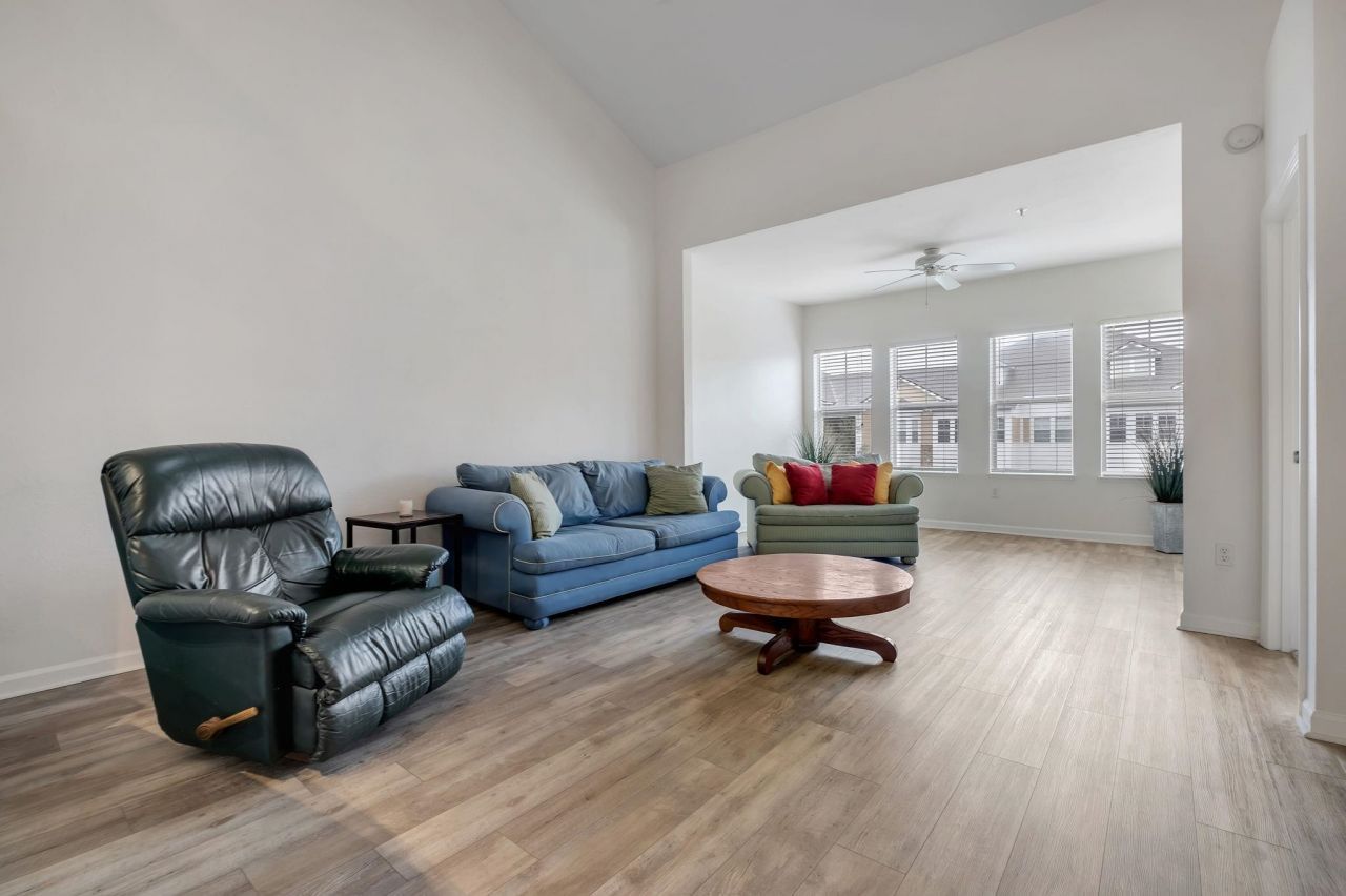 2801 Chancellorsville Drive, Unit 333 & 3B, Tallahassee, FL 32312 Photo