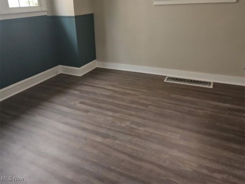 1327 Herberich Avenue, Akron, OH 44301 Photo 3