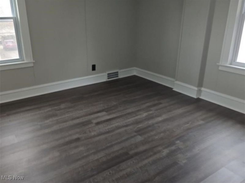 1327 Herberich Avenue, Akron, OH 44301 Photo 5