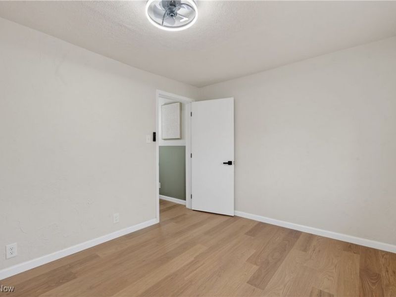 605 W Shore Boulevard, Sheffield Lake, OH 44054 Photo 16