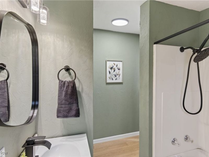 605 W Shore Boulevard, Sheffield Lake, OH 44054 Photo 18