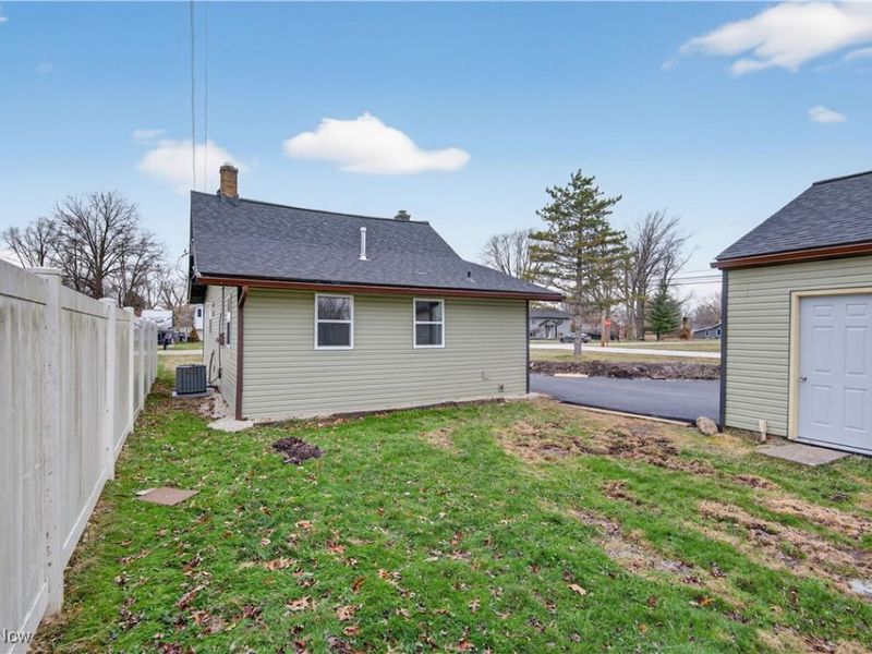 605 W Shore Boulevard, Sheffield Lake, OH 44054 Photo 23