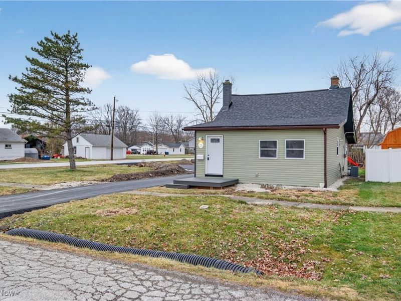 605 W Shore Boulevard, Sheffield Lake, OH 44054 Photo 25