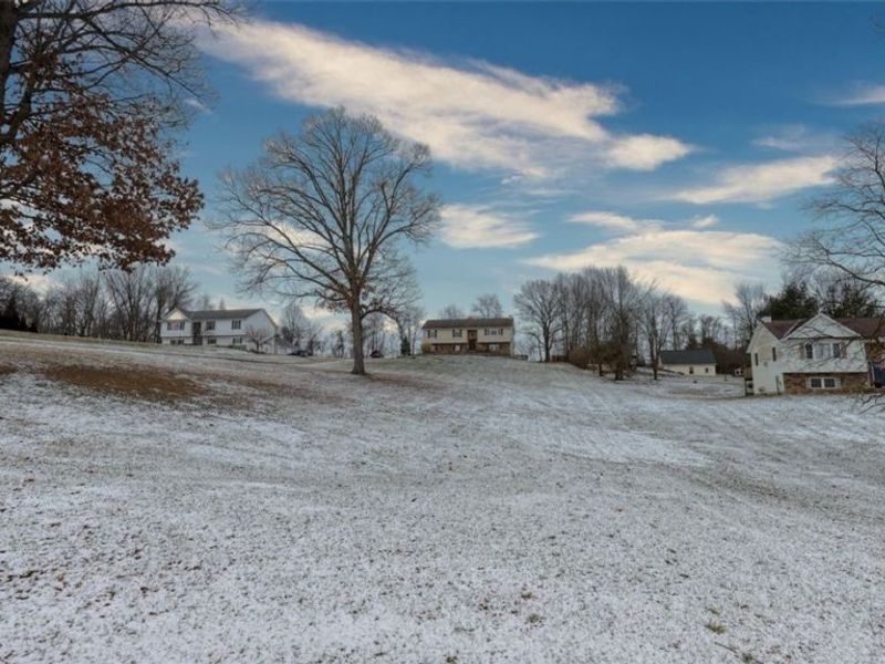 7034 Eaglepoint Drive, Nashport, OH 43830 Photo 5