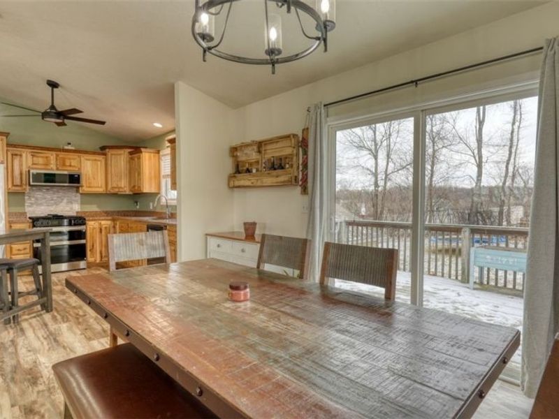 7034 Eaglepoint Drive, Nashport, OH 43830 Photo 8