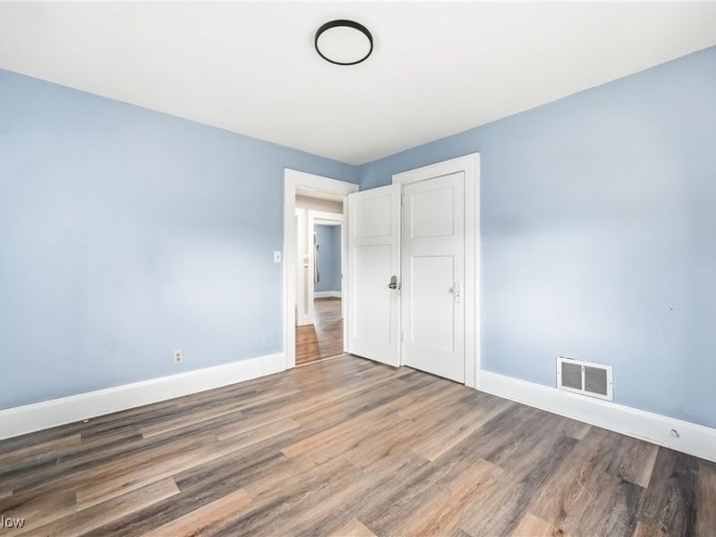 2260 Coronado Avenue, Youngstown, OH 44504 Photo 15