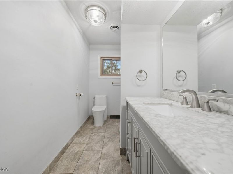 12430 Millersburg Road SW, Massillon, OH 44647 Photo 24