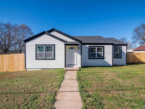 353 Moulton Street, Moulton, AL 35650