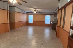 230 Oak Hollow Drive photo 4