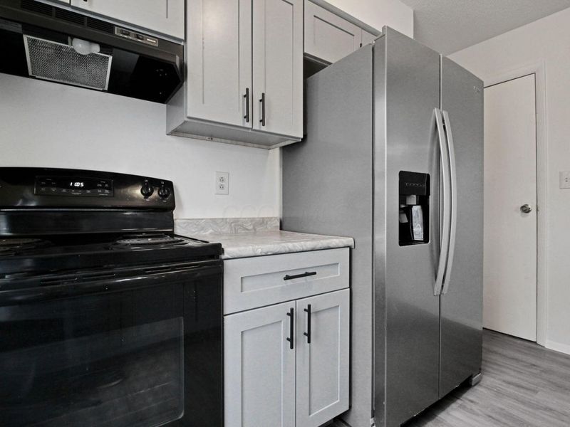 5936 Glennon Drive, Galloway, OH 43119 Photo 12