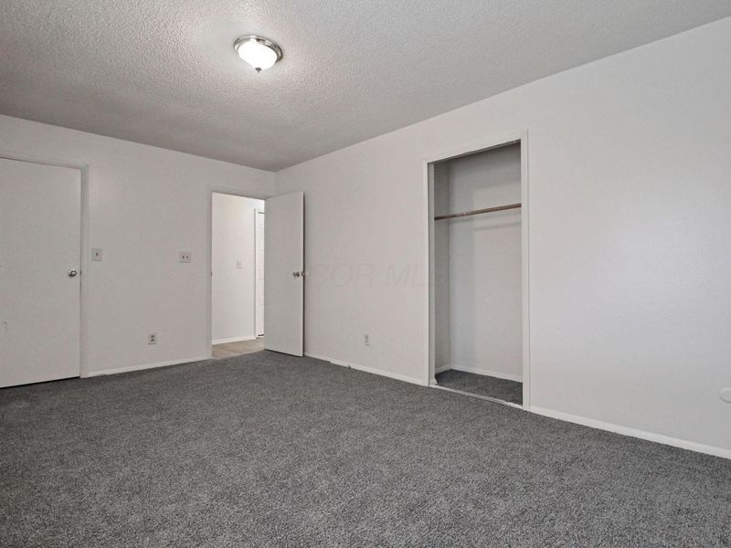 5936 Glennon Drive, Galloway, OH 43119 Photo 18