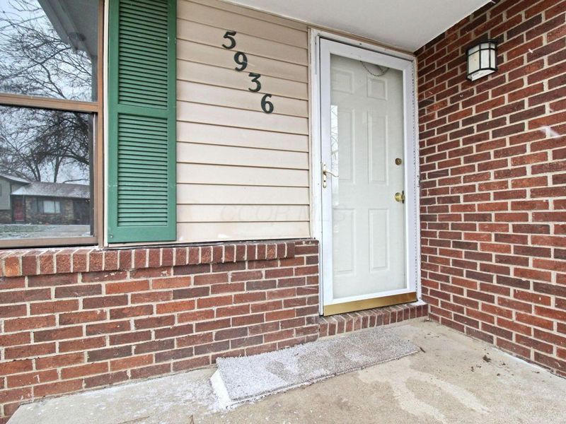 5936 Glennon Drive, Galloway, OH 43119 Photo 4