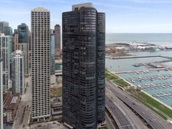 155 N Harbor Drive, Unit 4007, Chicago, IL 60601