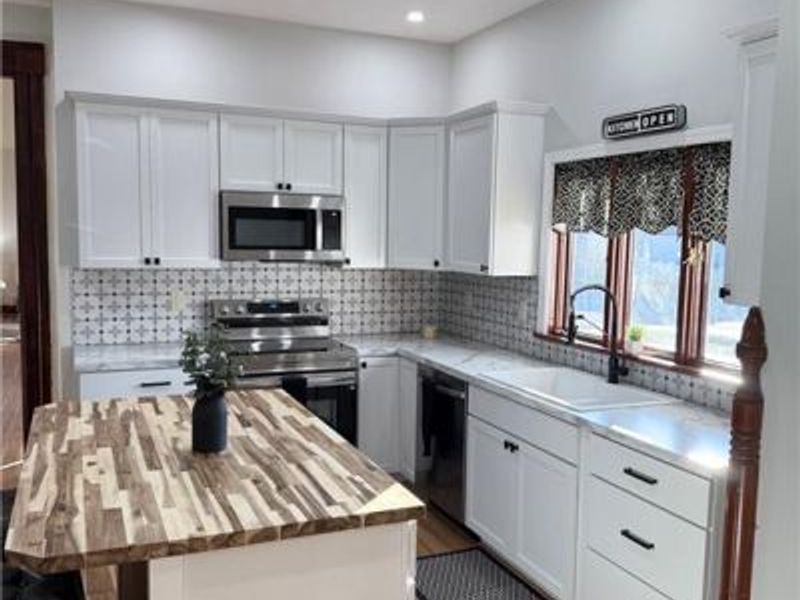 119 Orchard Street, West Manchester, OH 45382 Photo 9