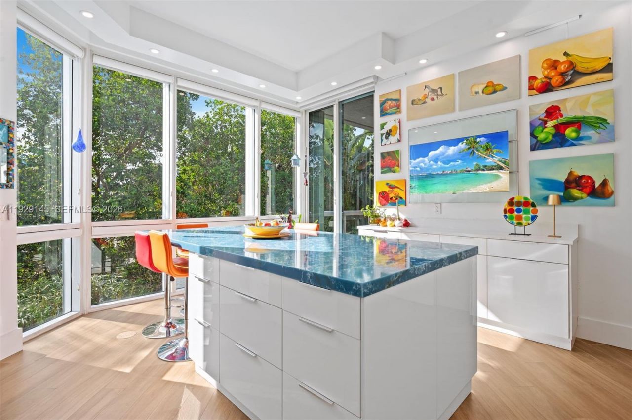 16400 Collins Ave, Unit TH-4, Sunny Isles Beach, FL 33160 Photo