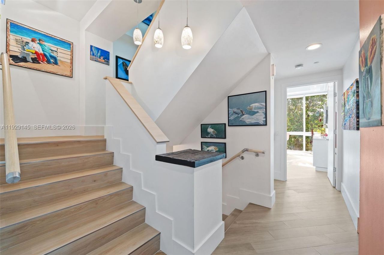 16400 Collins Ave, Unit TH-4, Sunny Isles Beach, FL 33160 Photo