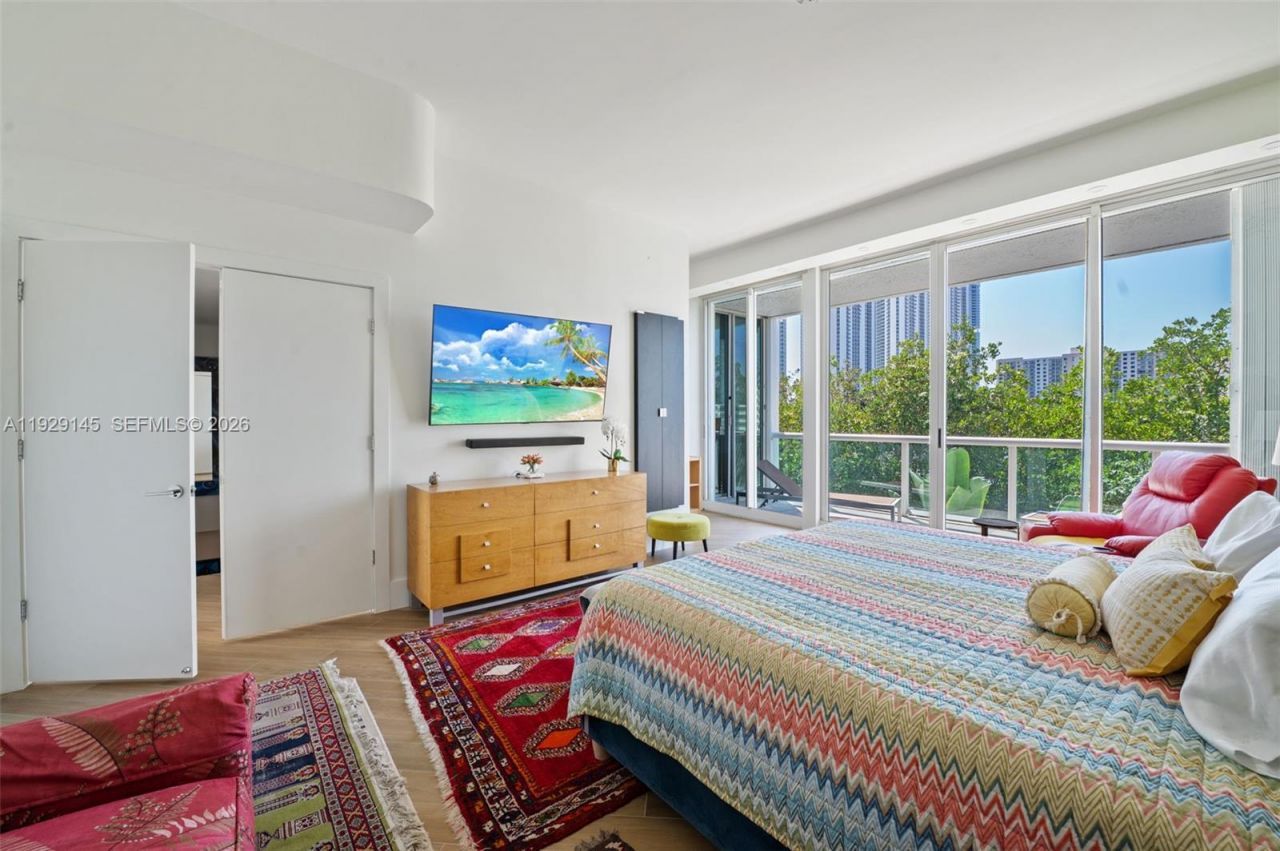 16400 Collins Ave, Unit TH-4, Sunny Isles Beach, FL 33160 Photo