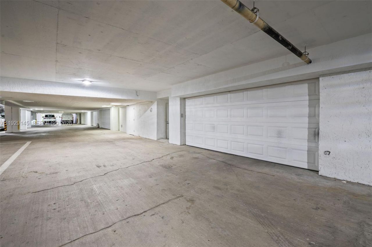 16400 Collins Ave, Unit TH-4, Sunny Isles Beach, FL 33160 Photo