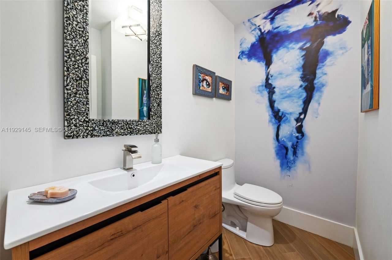 16400 Collins Ave, Unit TH-4, Sunny Isles Beach, FL 33160 Photo